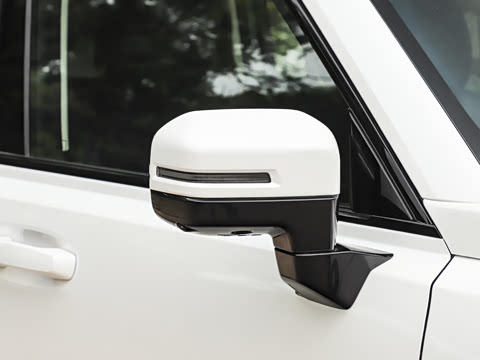 2025�� 2.0T 4WD Ultra