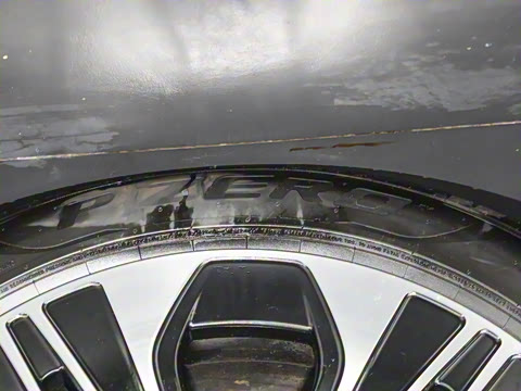 2024�� E 350 e L ���ʽ��϶����˶��γ�