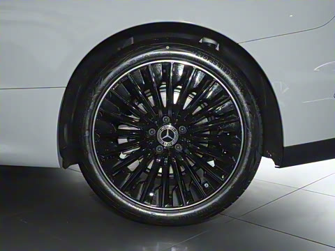 2025�� CLE 300 4MATIC ������ܳ�