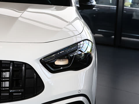 2025�� AMG GLA 35 4MATIC