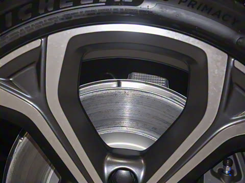 2025�� 75kWh Touring