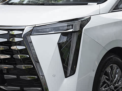 2025�� Ǭ��ϵ�� Ultra ͷ�Ȳ�