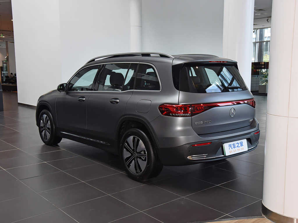 Mercedes-Benz EQB I, Внедорожник 5 дв.: фото поколения