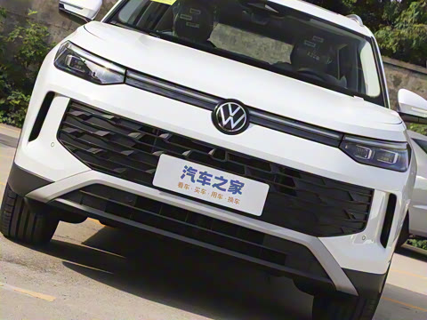 2025�� ̽��L 300TSI ������Ӣ