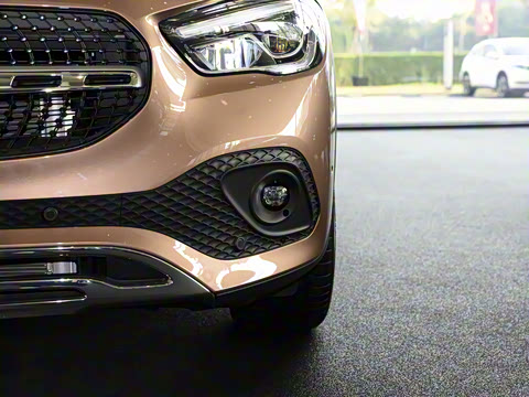 2022�� �Ŀ� GLA 200