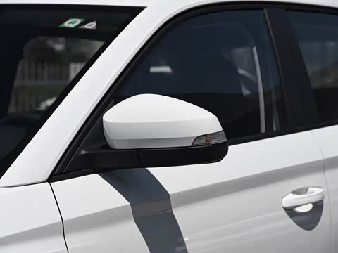 2018�� 1.5L �Զ���׼�� ��V