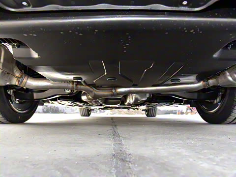 2022�� E 350 e L ���ʽ��϶����γ�