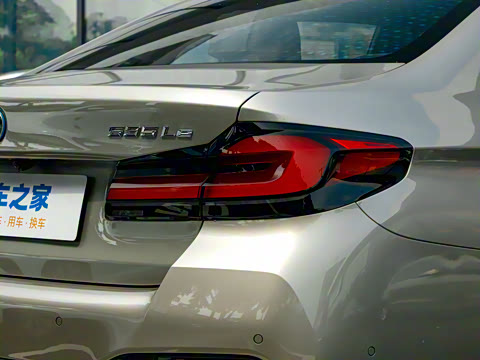 2022�� �Ŀ�� 535Le M�˶���װ