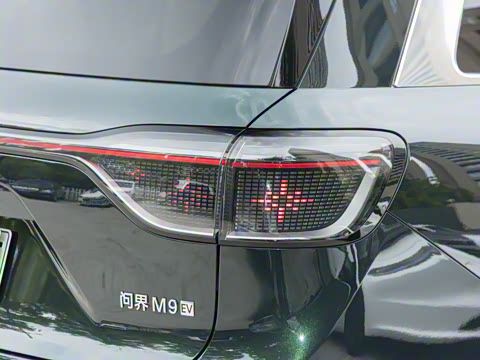 2025�� ���� Ultra�� 100kWh 6����