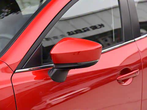 2019�� �ƿذ� ���� 2.0L �Զ��˶��� ��VI