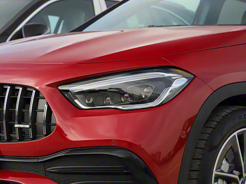 2021�� AMG GLA 35 4MATIC