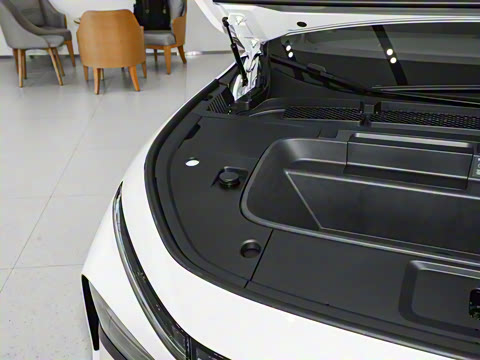 2025�� 702 �������� Max