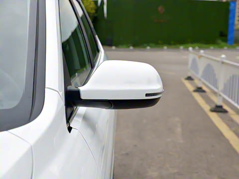 2023�� PLUS 1.5T DCT��Ӣ������