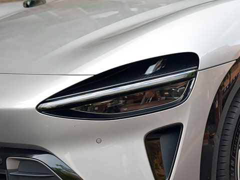 2025�� ������������������Max��