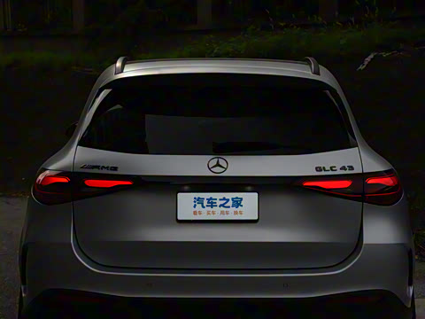 2025�� AMG GLC 43 4MATIC