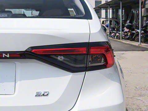 2022�� 2.0L ��Ӣ��