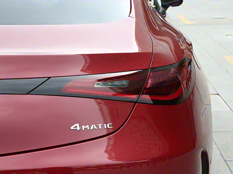 2025�� CLE 300 4MATIC �����ͽ��ܳ�