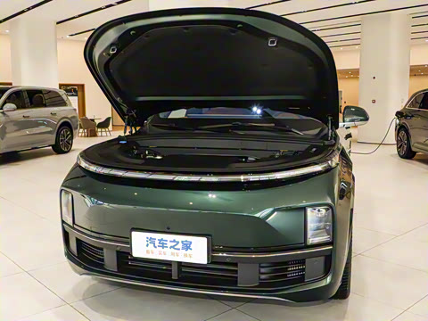 2025�� Ultra ���ܻ��°�