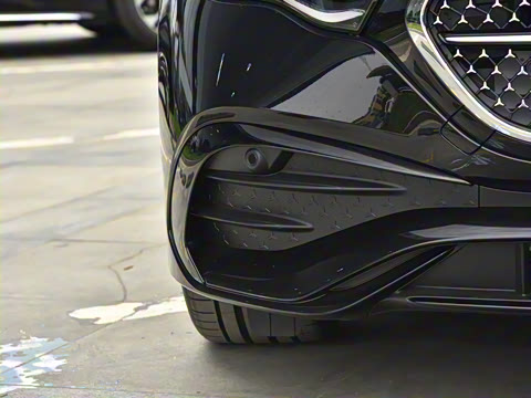 2025�� �Ŀ� E 300 ʱ�����˶���