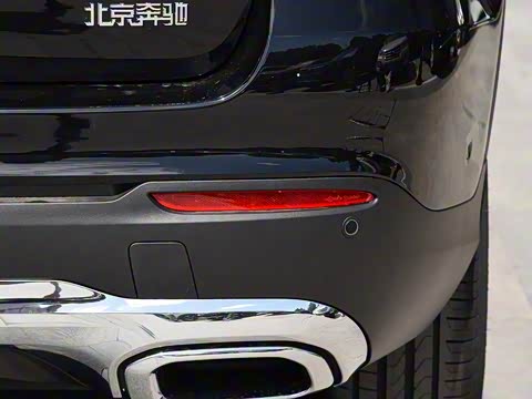 2020�� GLC 260 L 4MATIC ������