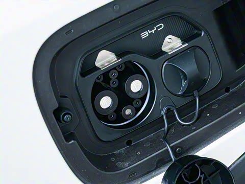 2025�� �Ǽݰ� 405km ���ڰ�