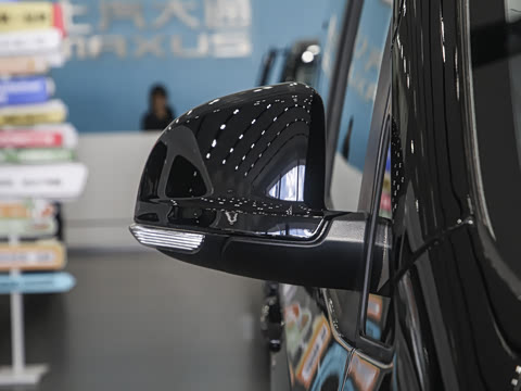 2025�� 2.0T �ֶ��๦�ܰ� ���� 7��