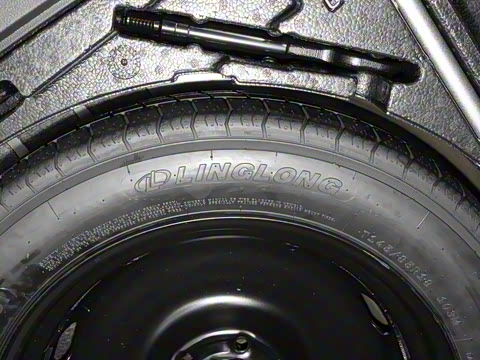 2023�� �Ŀ� 380TSI �Զ�����R-LineԽ����7��