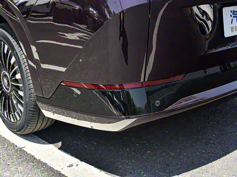 2025�� 740�������� Max