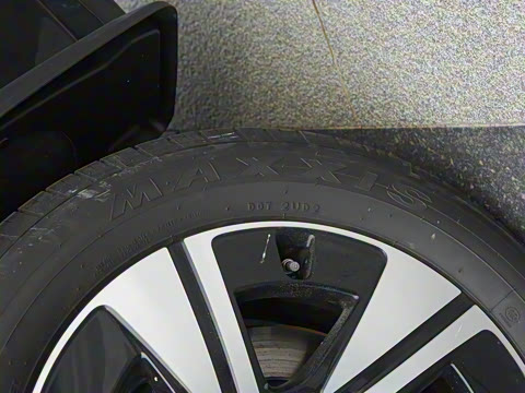 2025�� ����ʿ LW63