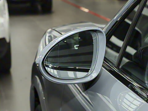 2025�� Cayenne 3.0T ���۰�