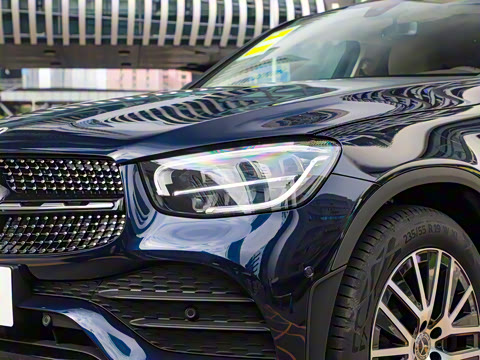 2023�� GLC 260 4MATIC ����SUV