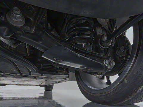 2023�� 50 e-tron quattro ��ҫ�� ������װ