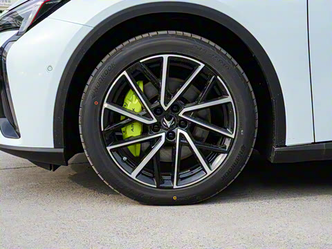 2025�� 560MAX 185kW