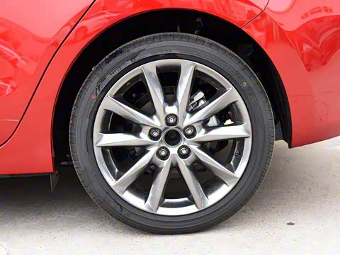 2019�� �ƿذ� ���� 2.0L �Զ��˶��� ��VI