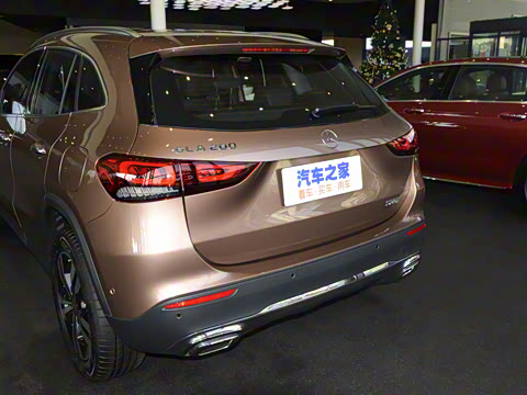 2022�� �Ŀ� GLA 200