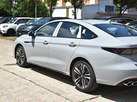 2025�� 2.0T DCT ������