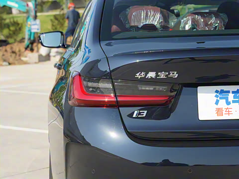 2022�� eDrive 35 L