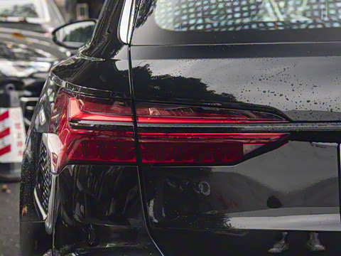 2025�� Avant 45 TFSI ��̽�ռ�