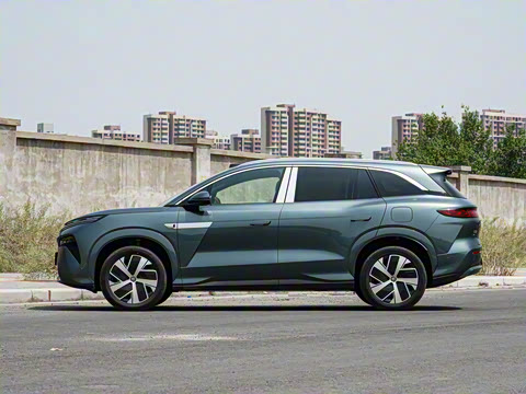 2025�� EV 670KM�����״��콢��