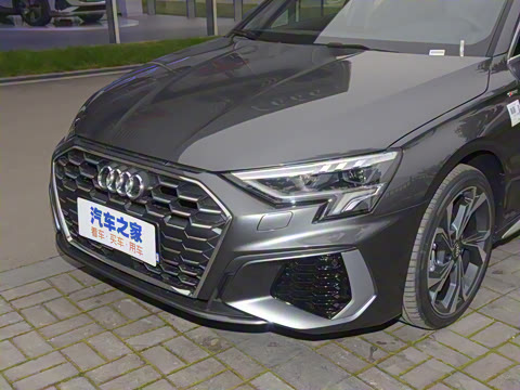 2021�� A3L Limousine 35 TFSI �����˶���