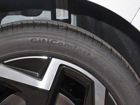 2025�� �Ŀ�� 300TSI R-Line