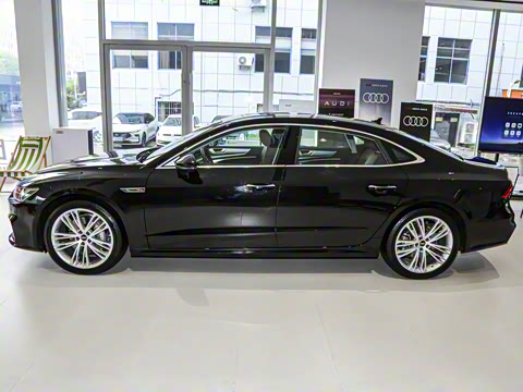 2025�� 45 TFSI quattro ������