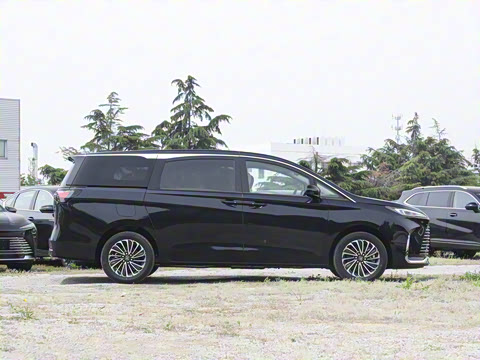 2025�� ½�� ������ 7��