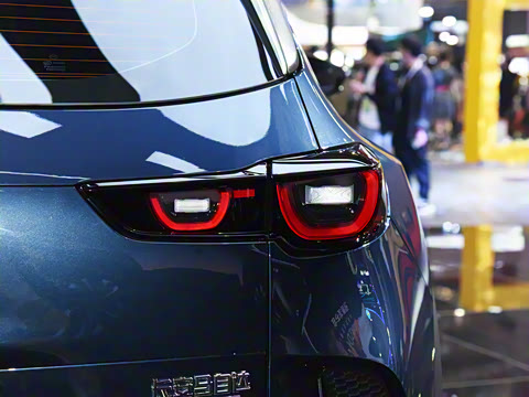 2023�� 2.5L HEV �������а�