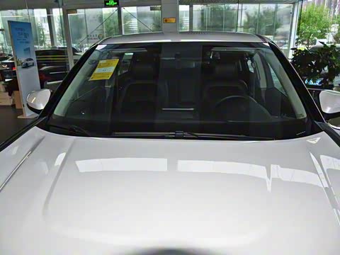 2019�� 240TURBO ������Ӣ��