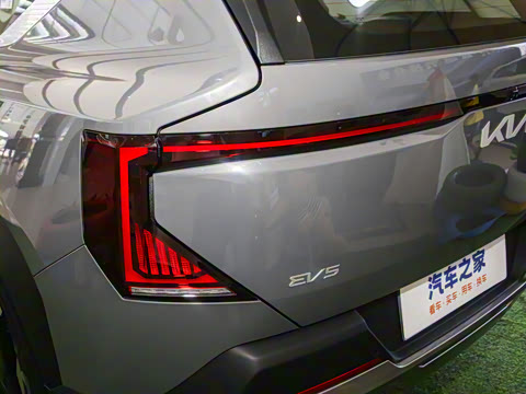 2025�� 530 Light