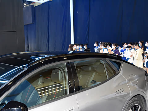 2022�� EcoBoost 245 ST-Line