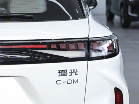 2025�� 210��������Pro����