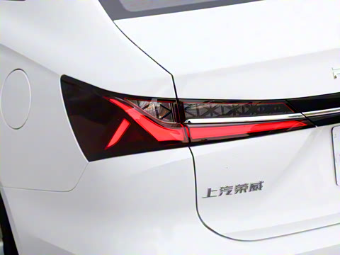 2023�� 1.5L �ֶ���Խ��