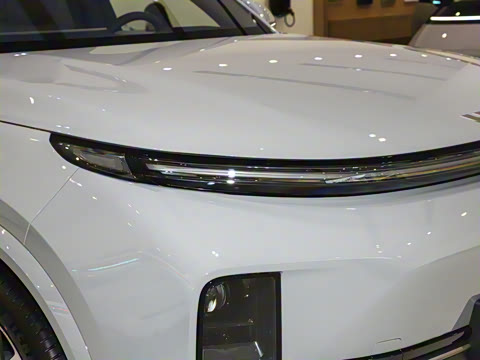 2025�� Ultra ���ܻ��°�